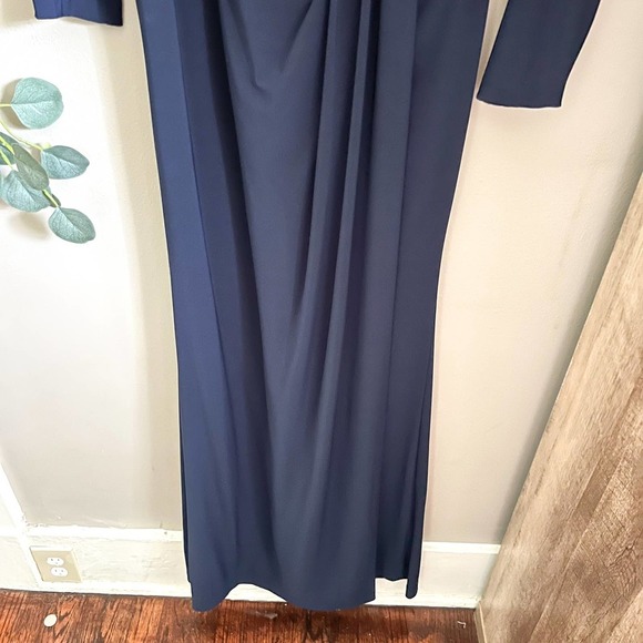 NWT ADRIANNA PAPELL Long Sleeve Sequin Jersey Gown In Size 8 formal wedding - Picture 4 of 10